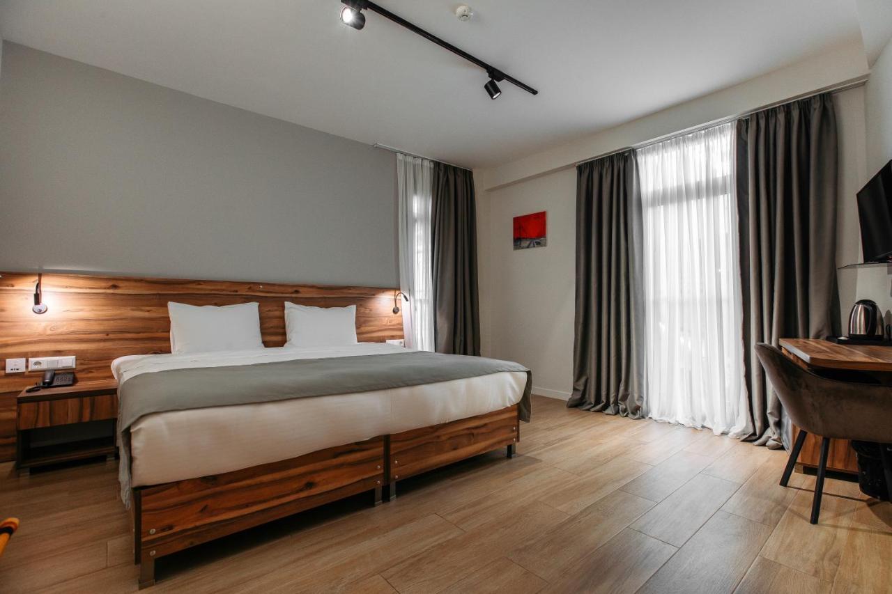 Address Boutique Hotel Tbilisi Exterior foto